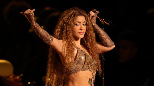 ”Lupoaica e încă aici!” Shakira nu l-a uitat pe Pique în seara ei mare. Mesaj cu trimitere spre ”fostul” | FOTO