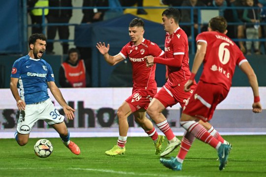 OFICIAL | Dinamo a anunțat transferul unui jucător la o altă echipă din SuperLiga