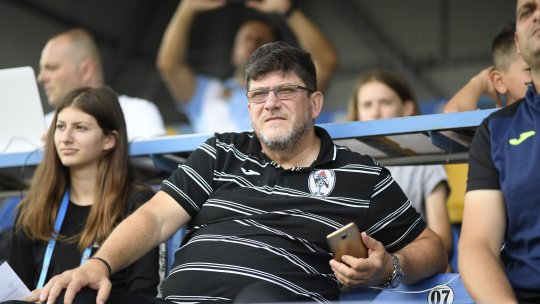 Și-a făcut Profesoru' Pustai TikTok :). Ce postează antrenorul Gloriei Bistrița