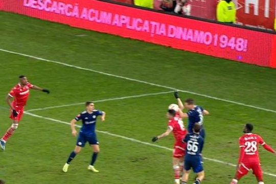 VAR-ul trimite Dinamo la egalitate de puncte cu U Cluj. Un penalty controversat a decis meciul cu Oțelul