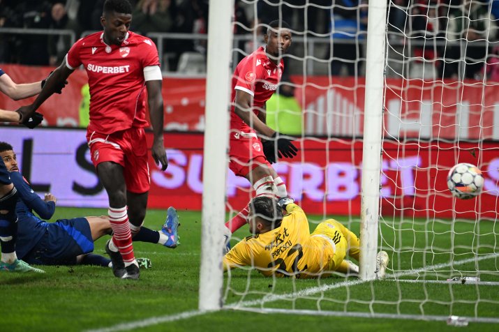 Dinamo a avut un gol anulat pentru offside în partea secundă a confruntării