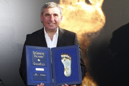 Ce număr poartă la picior Gică Hagi: ”Ferească Dumnezeu! Râdea de noi, frate”