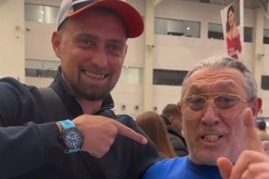 Gabi Tamaș și Serghei Mizil au făcut show în aeroport: ”Unde mai bem o bere?”