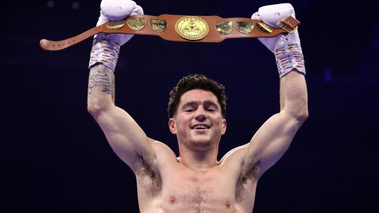 Doliu în lumea boxului. Un cunoscut pugilist a murit la 28 de ani, din cauza leziunilor suferite într-un meci