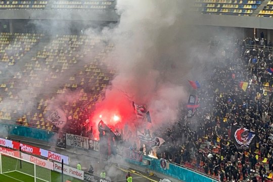 Reacție oficială a Peluzei Nord, după ce fanii FCSB-ului au fost asociați cu violențele provocate de susținătorii lui Călin Georgescu