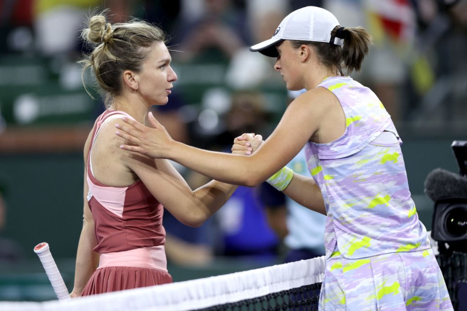 Simona Halep și Iga Swiate la BNP Paribas Open