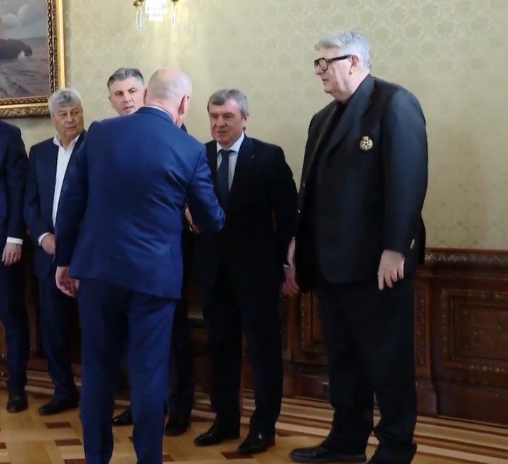 Gino Iorgulescu (68 de ani) a fost și el invitat la ceremonia în care Gică Hagi a fost decorat de Ilie Bolojan, președintele României