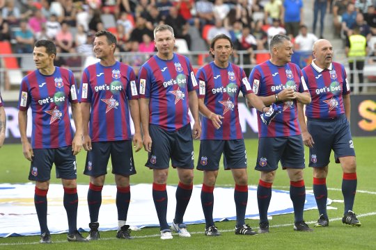Fostul antrenor de la FCSB revine în SuperLiga după 8 ani