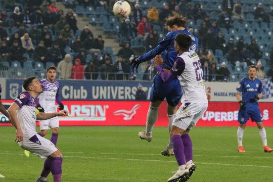 Comisia de Disciplină a anunțat decizia, după ce FC Argeș a jucat în 12 cu FCU Craiova. Adrian Mititelu a reacționat