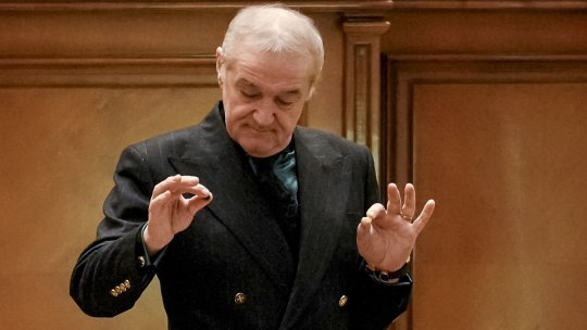 Gigi Becali a provocat panică la o casă de schimb valutar: ”S-au speriat”. Ce a scos din geantă