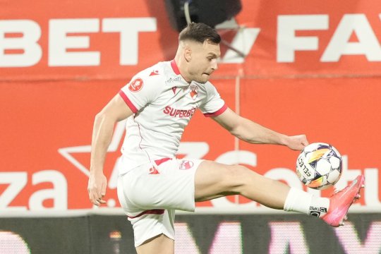 Dennis Politic a vorbit despre plecarea de la Dinamo. La ce se gândește fotbalistul