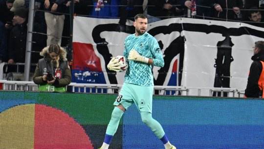 Lukas Zima a încasat primul gol la FCSB la nici 15 minute de la debut! Cum a marcat Mikautadze în poarta campioanei României