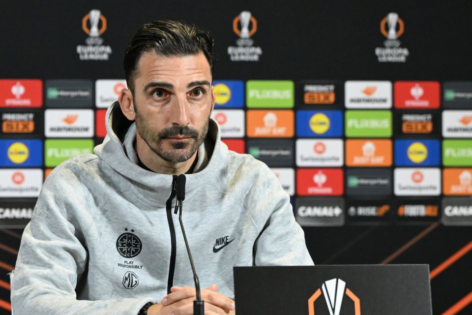 Elias Charalambous la conferinta de presa de dinaintea meciului impotriva celor de la Olympique Lyon din cadrul UEFA Europa League