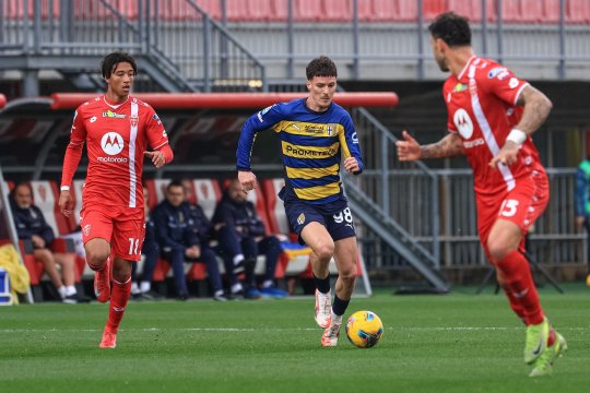 Ce fac stranierii români. Rareș Ilie, două pase de gol în 10 minute. Rațiu, numit ”omul meciului”