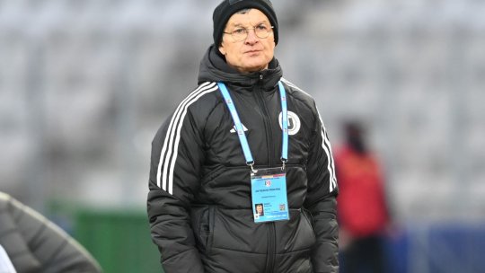 Ioan Ovidiu Sabău face baricadă în jurul echipei după eșecul din Bănie: ”Au fost jucători sub nivelul lor, dar trebuie să-i ajut”