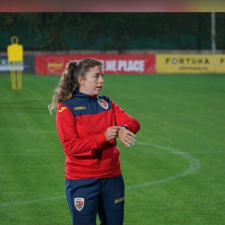 Irina Giurgiu, prima femeie din România deținătoare a licenței UEFA Pro