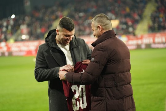 Golgheterul-milionar din Liga 1 a revenit în fotbalul românesc! Ar putea investi la o echipă din SuperLiga sezonul viitor