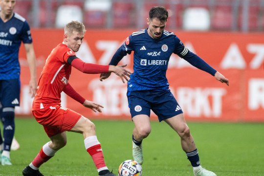 UTA - Oțelul 2-0. Victorie fără emoții pentru arădeni, gălățenii rămân pe loc de baraj!