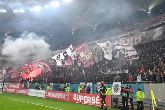 Mesajele pregătite de fanii Rapidului pe care Jandarmeria le-a interzis la derby-ul cu FCSB: ”Ciobanul a 'creat' stâna din Berceni...”