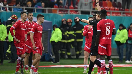 Ionel Ganea cere ca doi titulari de la Dinamo să fie scoși din echipă: ”Nu ar trebui să mai joace! Kopic greșește”