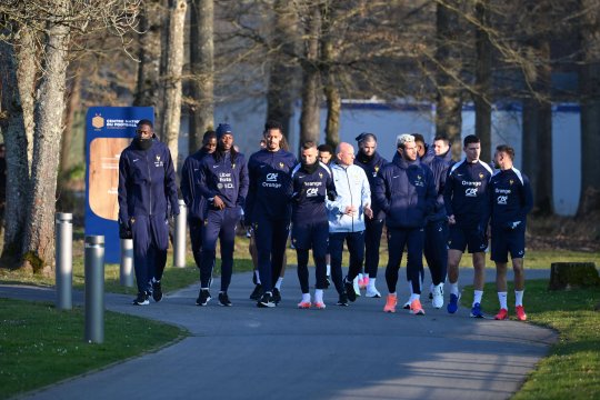 Francezii au făcut iar show la reunire. Ce ținute au afișat vedetele lui Didier Deschamps