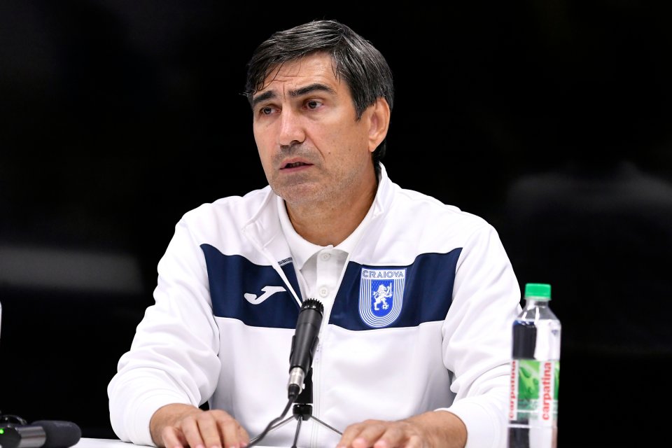 Victor Piturca la conferinta de presa de dupa meciul de fotbal dintre Universitatea Craiova si CSM Politehnica Iasi, vineri 4 octombrie 2019.