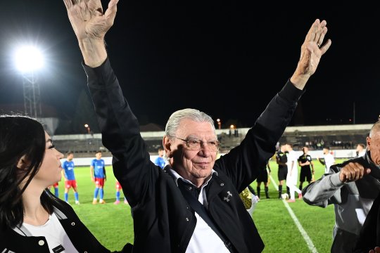 Emeric Ienei, la 88 de ani. Bunul său prieten îl consideră cel mai mare antrenor român din istorie: ”După el urmează Lucescu”