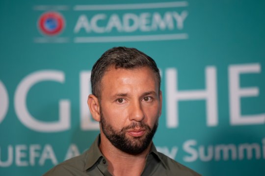Nu a mai suportat. Antrenorul la care Răzvan Raț s-a răstit din cauza tacticii folosite: "Era un fel de Halagian"