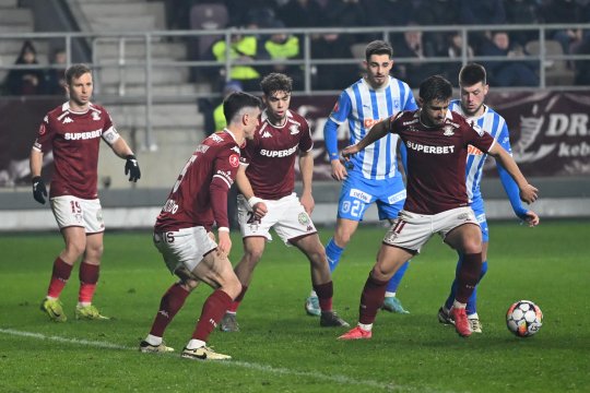 Atmosferă specială la Rapid - Universitatea Craiova! Cum ”evită” giuleștenii sancțiunea primită: ”Ei nu înțeleg anumite aspecte în privința petardelor!”