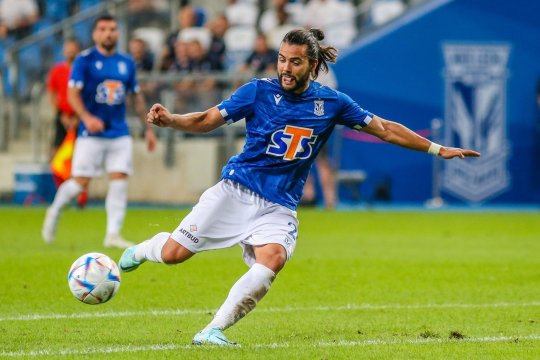 Jucătorul pentru care Benfica a plătit peste jumătate de milion de euro vine în Superliga. Cu cine a semnat