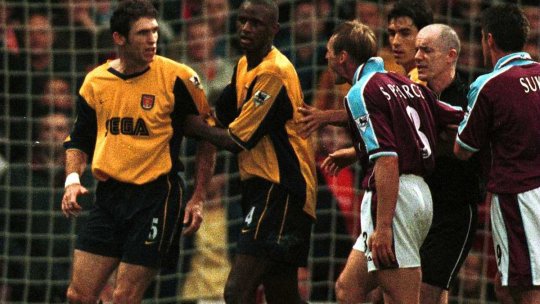 Legenda naționalei Angliei: “Mi s-a oprit inima în zbor și a trebuit să fie repornită de doctori!”