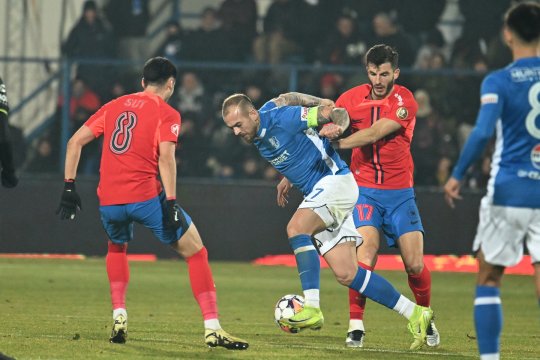 Transferul de care ”Craiova are nevoie”! Legenda Științei îl așteaptă pe rivalul din SuperLiga în Bănie: ”E decisiv”