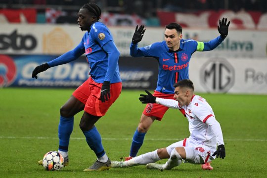 Adrian Șut, în pericol să rateze derby-ul cu Dinamo. De ce suferă mijlocașul FCSB-ului