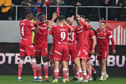 Dinamo intră la negocieri cu unul dintre jucătorii de bază: ”Este foarte important pentru noi”