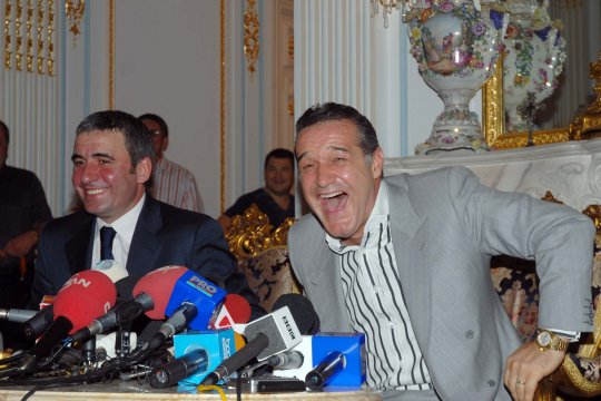 Cum o numește Gică Hagi pe FCSB în cartea pe care doar ce a lansat-o