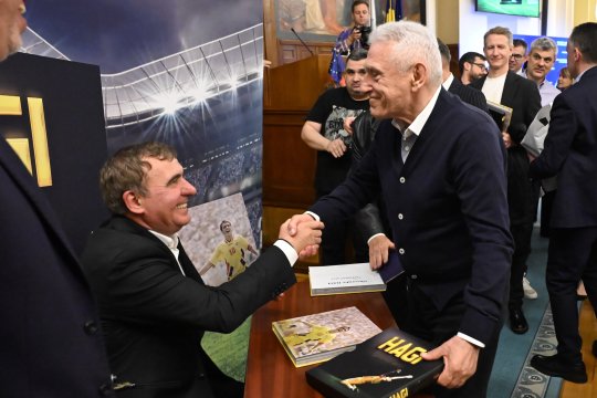 Giovanni Becali, reverență pentru Gheorghe Hagi: ”Cu el am intrat în Europa și în toată lumea”