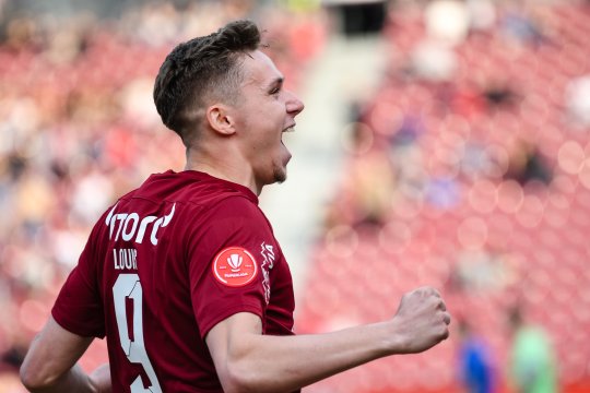 Louis Munteanu, aproape să ajungă în Serie A. Ofertă de 7 milioane de euro pentru clujeni. Reacția lui Balaj