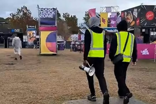 Percheziții după un filmuleț postat de doi tineri pe TikTok, la Marele Premiu din Australia