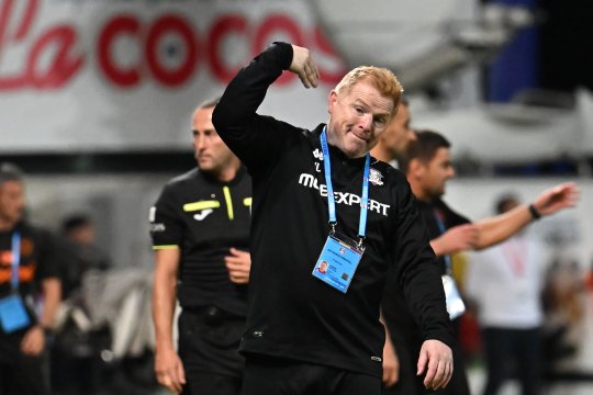 Daily Mail a scris despre ce a pățit Neil Lennon la Rapid: ”S-a chinuit”
