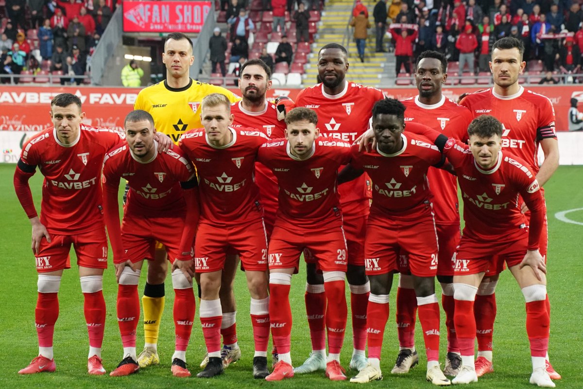 UTA Arad va evolua în play-off-ul SuperLigii