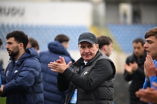 Întrebat despre posibila aducere a lui Bergodi la Farul, Hagi a dat un răspuns care spune totul despre intențiile sale