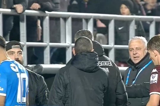 Marius Șumudică, conflict aprins cu oficialul Universității Craiova! Ce s-a întâmplat la pauza meciului