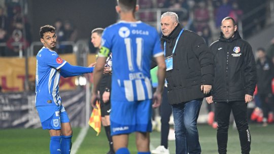 Haos după fluierul final la Rapid - Craiova! Două roșii și un galben în tabăra giuleștenilor. Șumudică s-a dus glonț după Istvan Kovacs