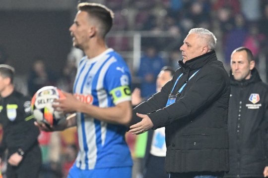 Marius Șumudică, dezlănțuit la adresa lui Istvan Kovacs: ”Nu ai cum să te comporți așa” + ”Petrila plânge în cabină, dă cu pumnii în pereți!”