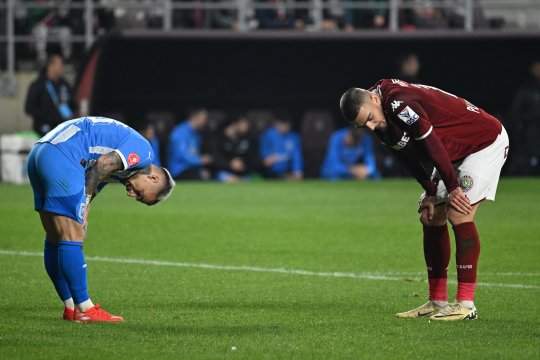 Un președinte de club dă de pământ cu Rapidul lui Șumudică și Craiova lui Rădoi: ”Fotbal la sate, țurcă. Spuma fotbalului românesc”