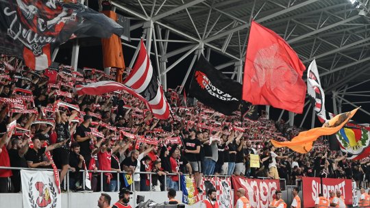 Surpriza pregătită de Dinamo pentru fanii bătuți la Cluj. Ce au primit aceștia