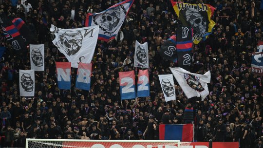 Bannerele pregătite de Peluza Nord care au fost interzise la Dinamo - FCSB: ”Grameni vă propune / Aduceți câini tineri în tribune”