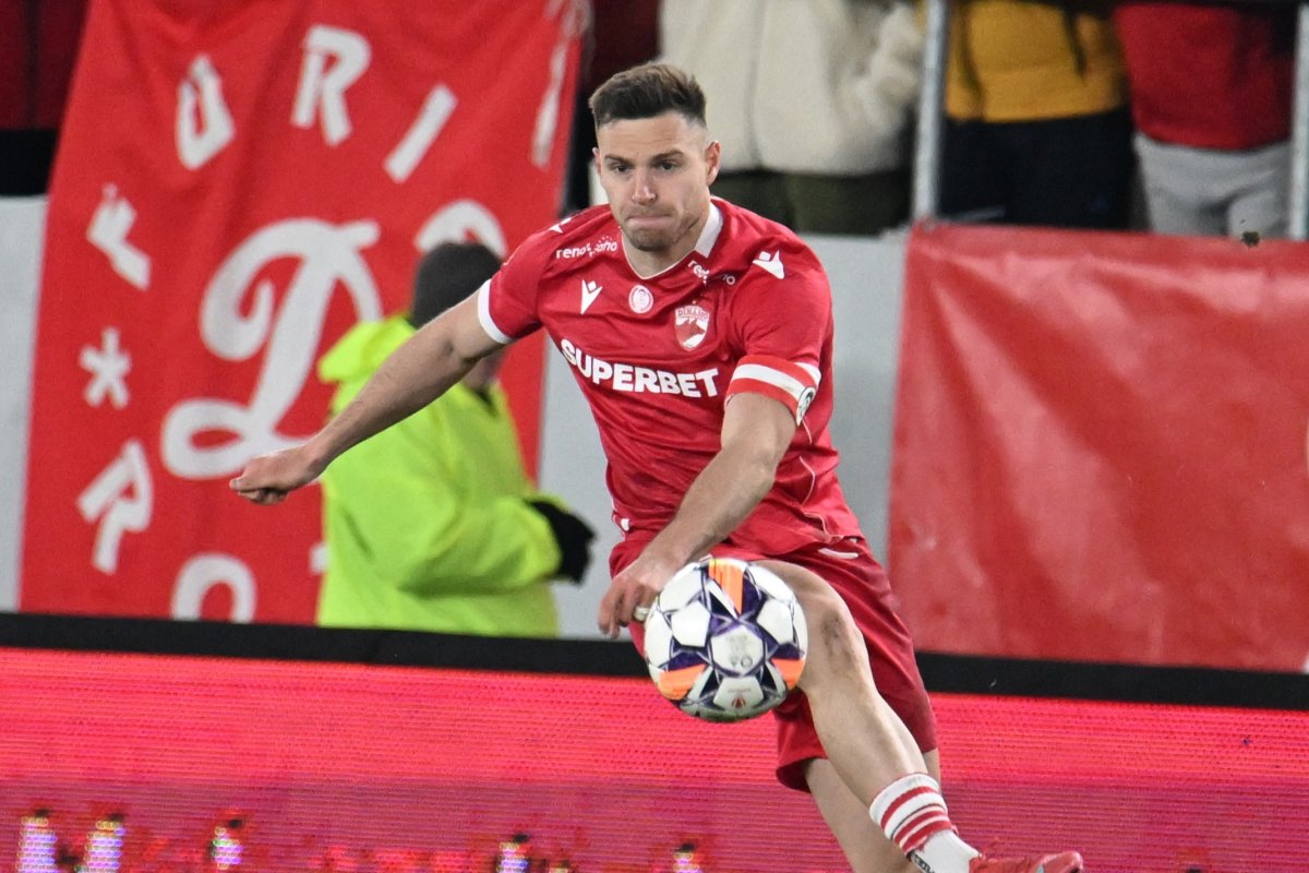 Dennis Politic a ieșit în lacrimi de pe teren la derby-ul cu FCSB, după ce a simțit dureri la gamba stângă