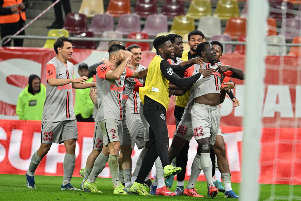 FCSB este una dintre echipele pedante la titlul de campioană a României
