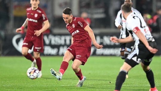 U Cluj - CFR Cluj, de la 20:30, pe iAMsport.ro. Formația lui Dan Petrescu poate urca pe primul loc